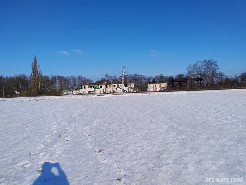 Opuszczony peron kolejowy w Łodzi