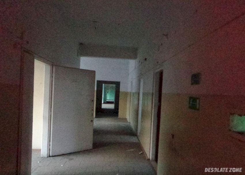 Opuszczony budynek p k s, gdynia