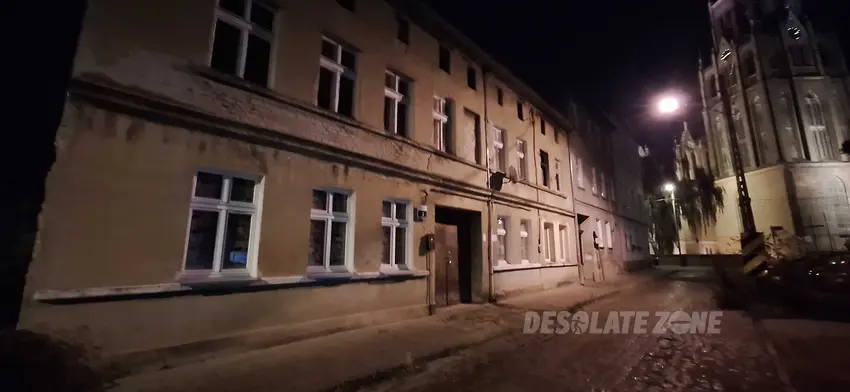 Opuszczona kamienica - zdjęcie 1/1