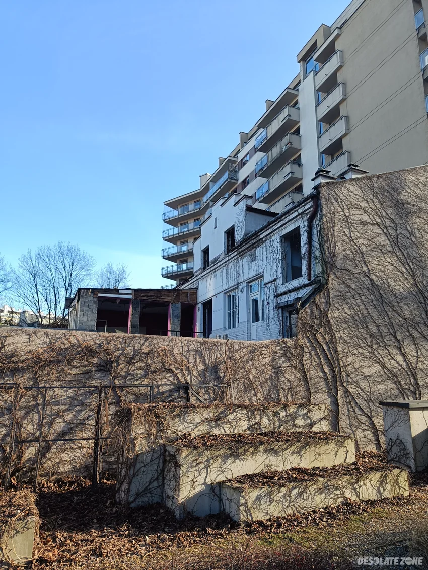 Opuszczona restauracja orbit