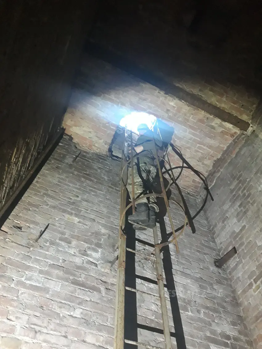 P r z e d s z k o l e/ p r o s e k t o r i u m, s z c z e c i n u l. o f i a r oŚ w iĘ c i m i a - zdjęcie 1/4