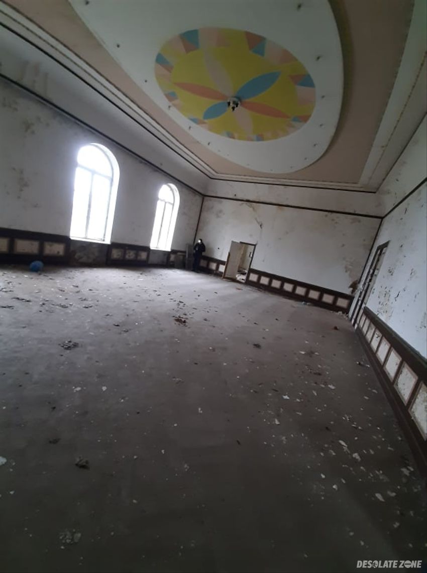 Opuszczony pałac von der marwitzów - unichowo