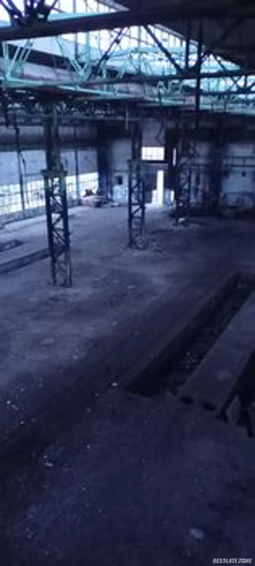 Opuszczona fabryka mostostal