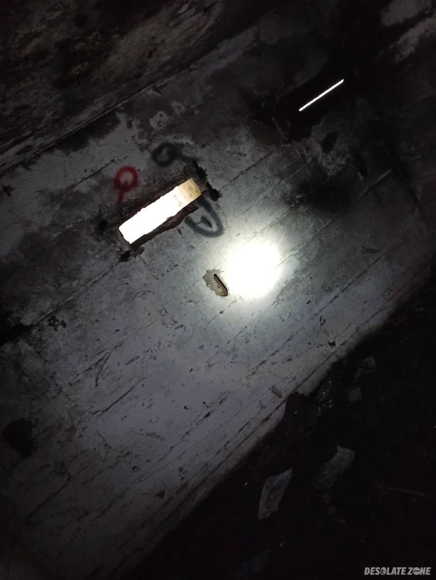 Budynek wojskowy - zdjęcie 1/4