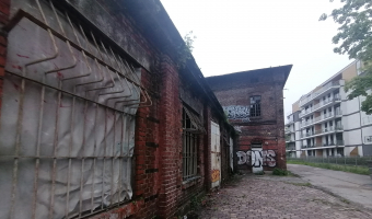 Opuszczona fabryka konserw i piekarnia