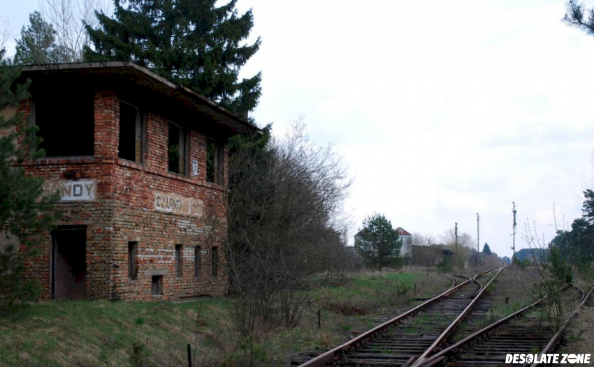 Stacja kolejowa czarnowo- undy, czarnowo